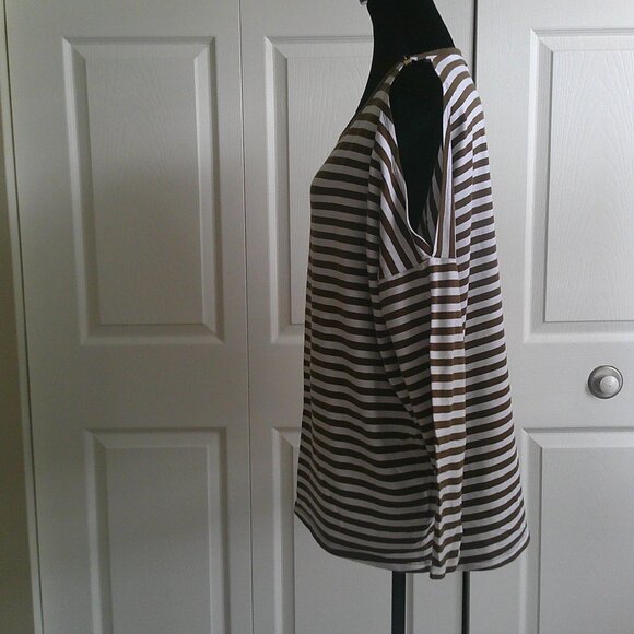 Michael Kors Cold Shoulder Top - Picture 4 of 4